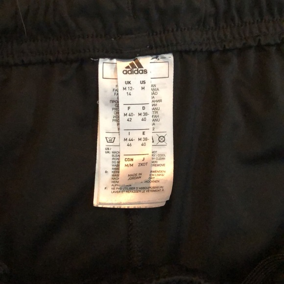 Black adidas sports shorts - Picture 3 of 3